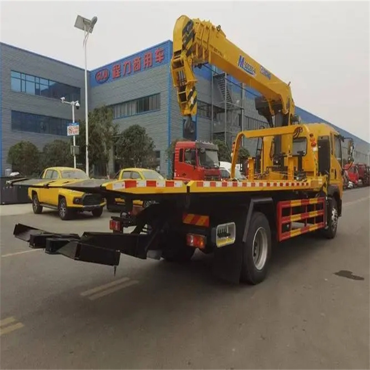 湖州吴兴附近小随车吊出租电话，轻松解决搬运烦恼