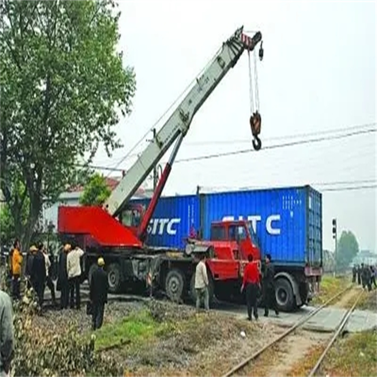 湖州吴兴如何快速找到附近的吊车救援公司